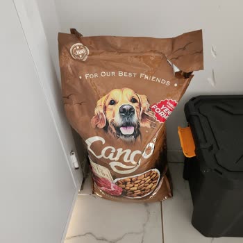 Köpek Maması İadesi Reddedildi: Kötü Koku Ve Mağduriyet