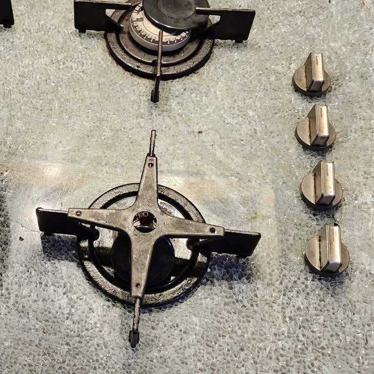 Beklenmedik Cam Kırılması Ve Yetersiz Müşteri Hizmeti