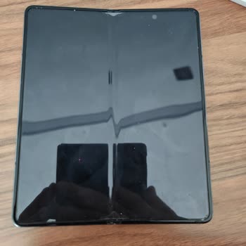 Samsung Fold 4: Ekran Kabusu Ve Servis Hayal Kırıklığı