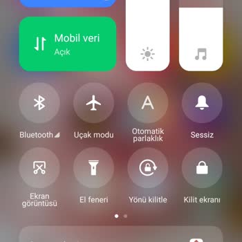 Şehrin Merkezinde Çekmeyen Turkcell Hattı