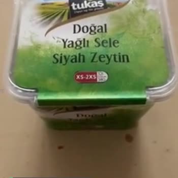 A101 Kapıda'dan Aldığım Tukaş Doğal Yağlı Sele Zeytin Küflü