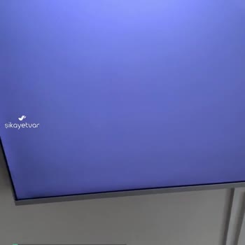 Onvo 75 İnç TV'de Sol Altta Karartı Var