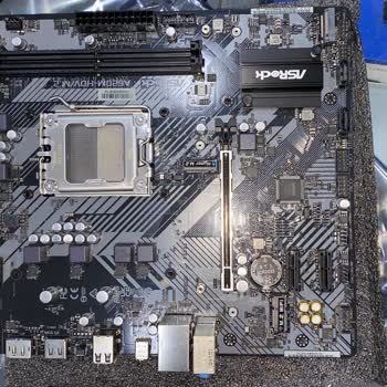 Sıfır Bilgisayarın Sürekli Resetlenmesi Ve Vatan'ın İlgisizliği