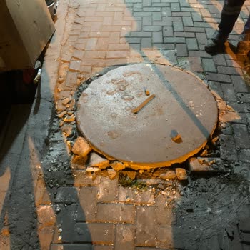 İSKİ'nin Yarım Kalan Çalışması Böcek Sorununa Yol Açtı