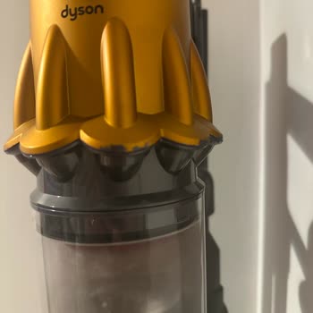 Dyson Servisinden Hayal Kırıklığı: Kırık Süpürge Sorunu Çözülmedi
