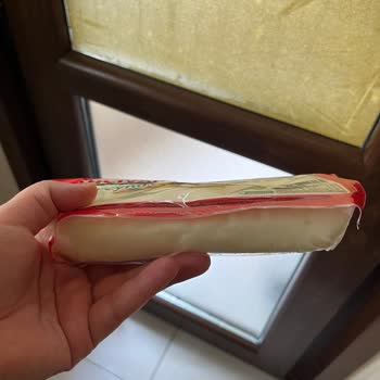 Bahçıvan Tost Peyniri'nde Gaz Plastik Kokusu Şoku