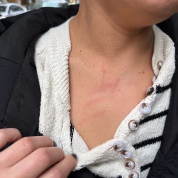 Dükkan Sahibi Annemi Darp Etti: Akvaryum Fırlattı!