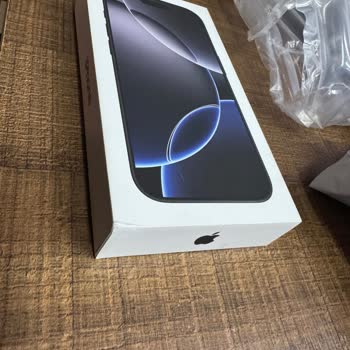 Açılmış Ve Yıpranmış İphone Kutusu Şikayeti