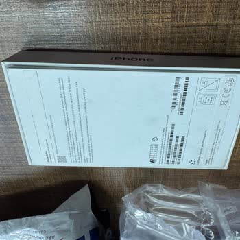 Açılmış Ve Yıpranmış İphone Kutusu Şikayeti