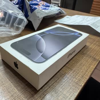 Açılmış Ve Yıpranmış İphone Kutusu Şikayeti