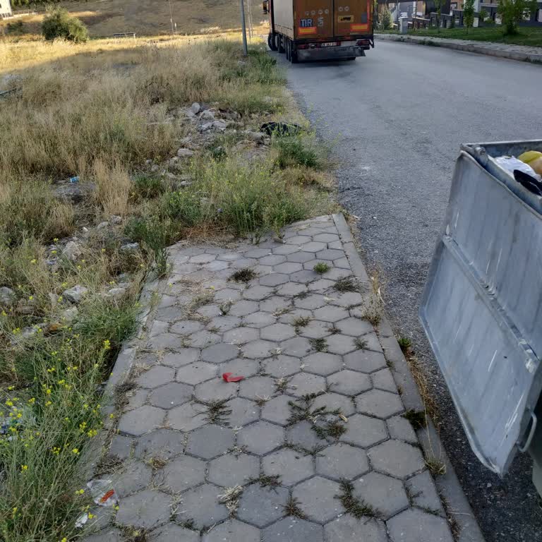 Odunpazarı Belediyesi Yarım Kalan Kaldırım Sorunu!