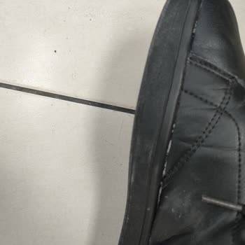 Reebok Ayakkabının Kısa Sürede Dağılması