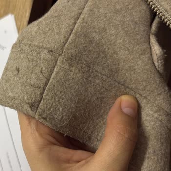 Zara Mağazasından Alınan Cekette Tüylenme Ve Fiş Sorunu