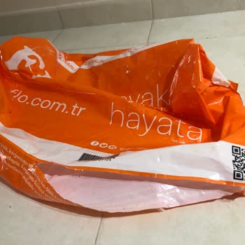 Hepsijet Teslimatta Eksik ve Yırtık Poşet Sorunu