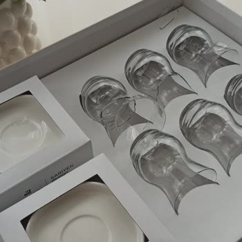 Kırık Çay Seti Ve Eksik Müşteri Hizmeti