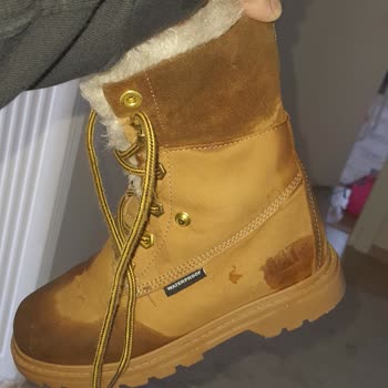 Su Geçirmez Denilen Botlar Ve İade Sürecindeki Sorunlar