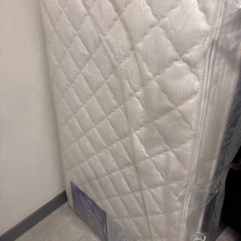 Yataş Bebek Yatağında Hijyen Skandalı