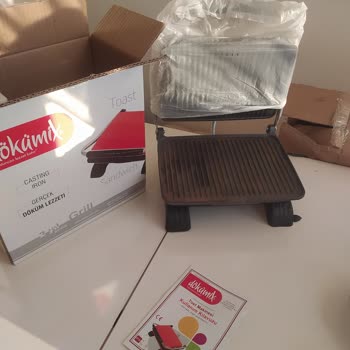 Kırık Ve Paslı Tost Makinesi Hayal Kırıklığı