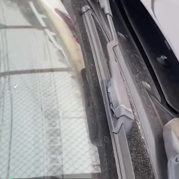 BMW F20 Ön Cam Fitil Kalkması