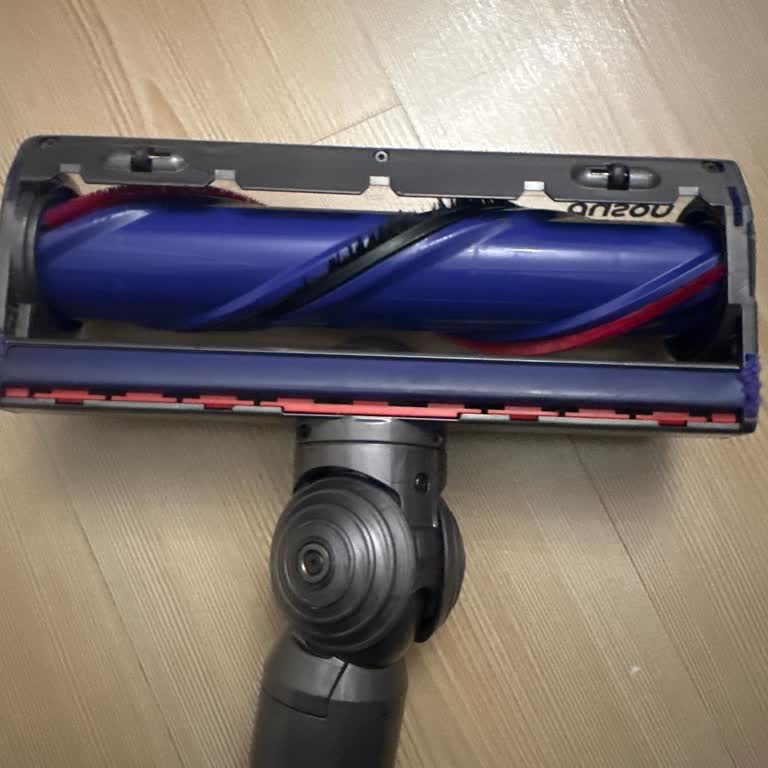 V8 Turbo Süpürge Başlığı Dönmüyor