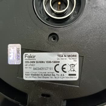 Kaybolan Demlik Ve Ücret Şoku: Fakir Çay Makinesi Sorunu