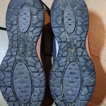 Lumberjack Ayakkabının Havalı Tabanı Kısa Sürede Kırıldı