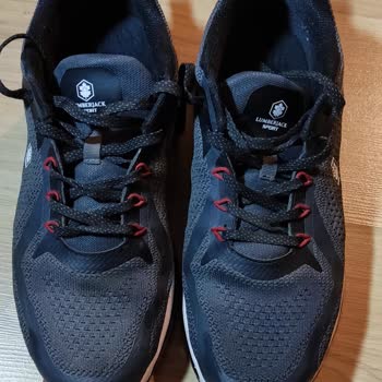 Lumberjack Ayakkabının Havalı Tabanı Kısa Sürede Kırıldı