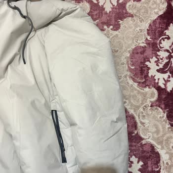 Mavi Montta Kalıcı Lekeler Ve Temizlik Sorunu