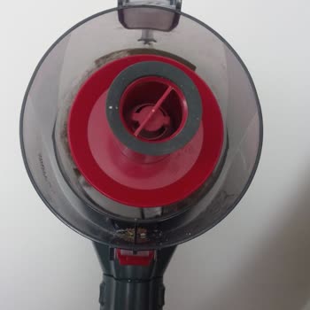 Hoover Dikey Süpürge Toz Haznesi Kapağı Sorunu Ve Yüksek Yedek Parça Ücreti