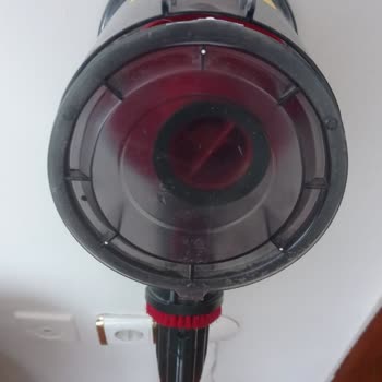 Hoover Dikey Süpürge Toz Haznesi Kapağı Sorunu Ve Yüksek Yedek Parça Ücreti