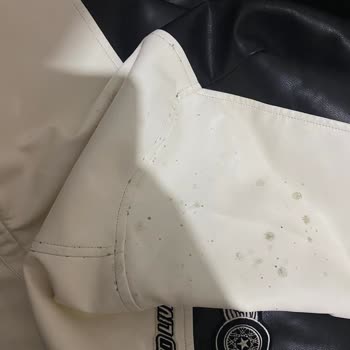 LCW Deri Ceket Kalitesizliği Hayal Kırıklığı Yarattı