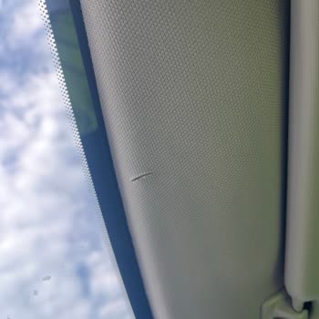 Yeni Alınan Araçta Tavan Kusuru Şoku