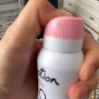Emotion Deodorantlar Kullanım Sorunu Yaşatıyor