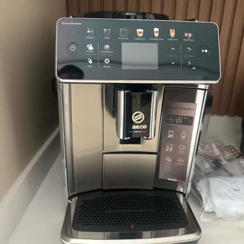 Kırık Kahve Makinesi Ve İlgisiz Müşteri Hizmeti