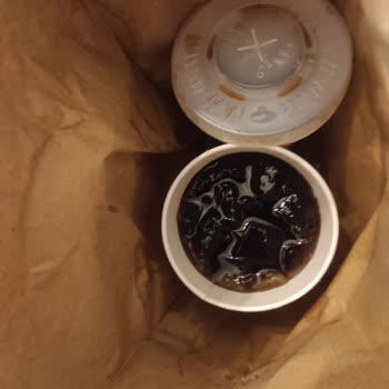 Dökülen Kola Ve İade Sorunu