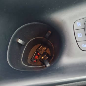 Europcar'dan Kiralanan Araçta Temizlik Ve Fatura Sorunları!