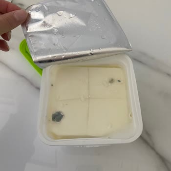 BİM'den Aldığım Peynir Küflü Çıktı