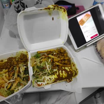 Öğrenci Dostu Olmayan Hizmet: New King Döner&Izgara'da Hayal Kırıklığı