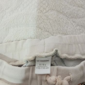 AliExpress Sent the Wrong Size Tracksuit and Refused to Cover Return Shipping