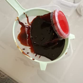 Kırık Kargo Ve Ekstra Ücret Sorunu