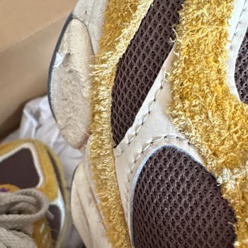 New Balance Ayakkabıda Taban Kopmaları