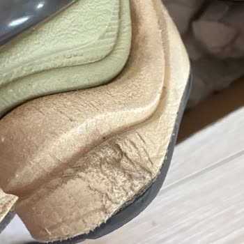 New Balance Ayakkabıda Taban Kopmaları