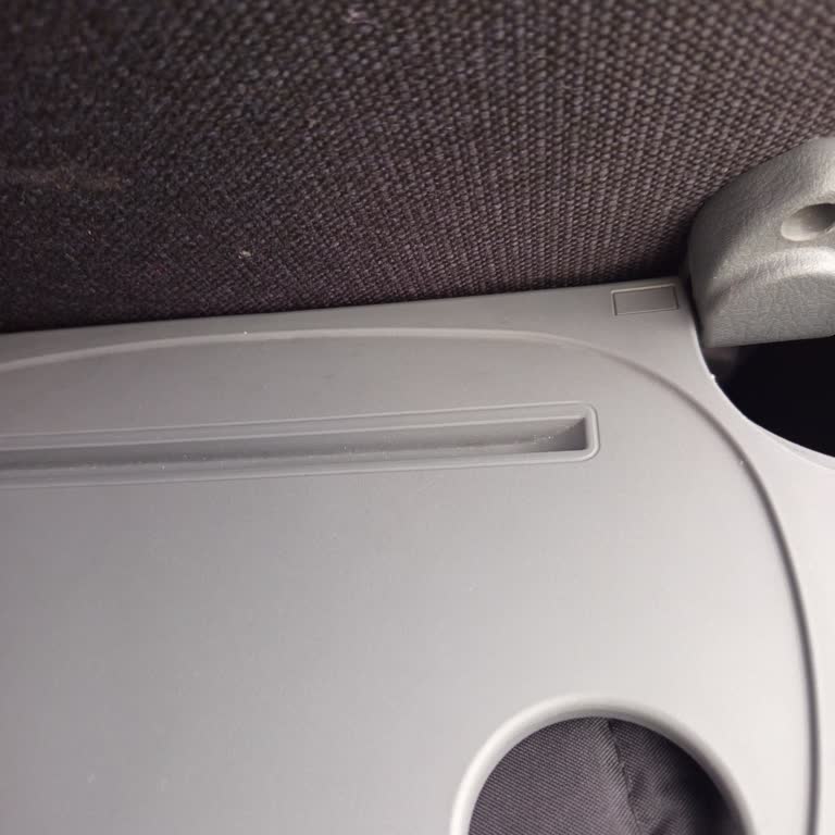 Uçak İniş Yapamadı, Yolcular Mağdur Oldu