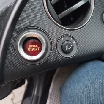 Dad Clinique Aracımın Start Stop Düğmesini Kırmışlar