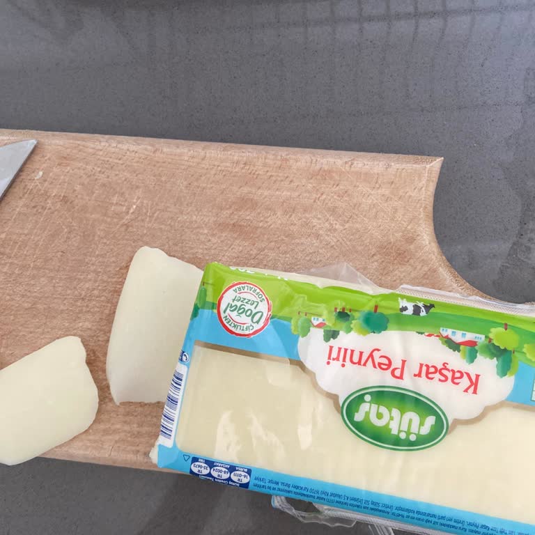 Sütaş Kaşar Peynirinde Beklenmedik Acılık