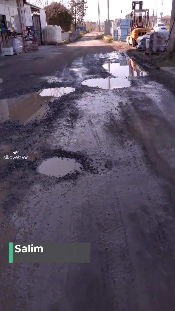 Samsun Büyükşehir Belediyesi Okul Yolumuza Asfalt Dökülmesini İstiyoruz videonun kapak resmi