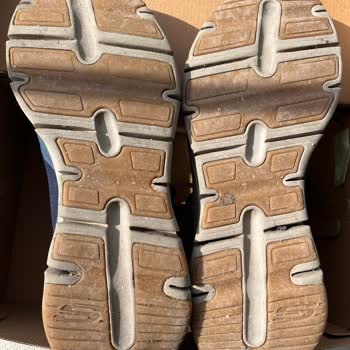 Skechers Ayakkabıda Kalitesiz Malzeme Sorunu