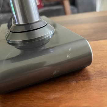 Dyson Süpürge Tamir Edilmeden Ve Hasarlı Geri Gönderildi