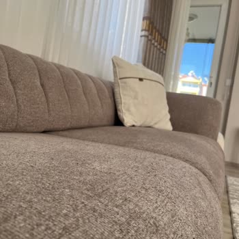 İstikbal Koltukta Tüylenme Ve Gıcırdama Sorunu Bitmiyor