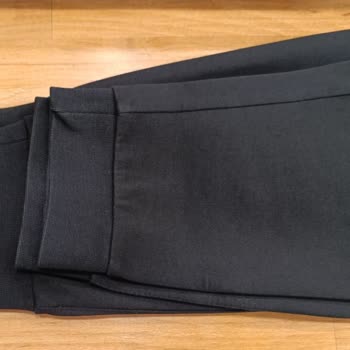 Lescon Mağazasındaki Eşofman Altı Mağduriyeti